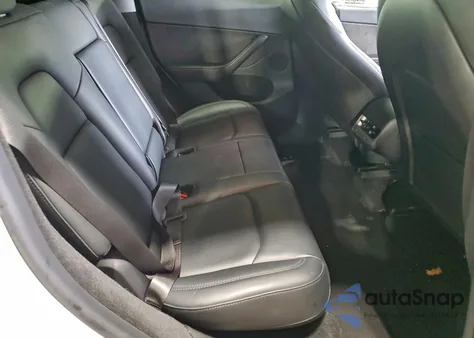 2022 Tesla Model Y from USA, damaged, VIN 7SAYGDEE1NA016470